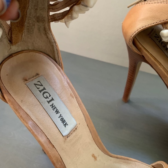 Zigi NY Platform Heels Tan w/ Cream Shells - Picture 7 of 7